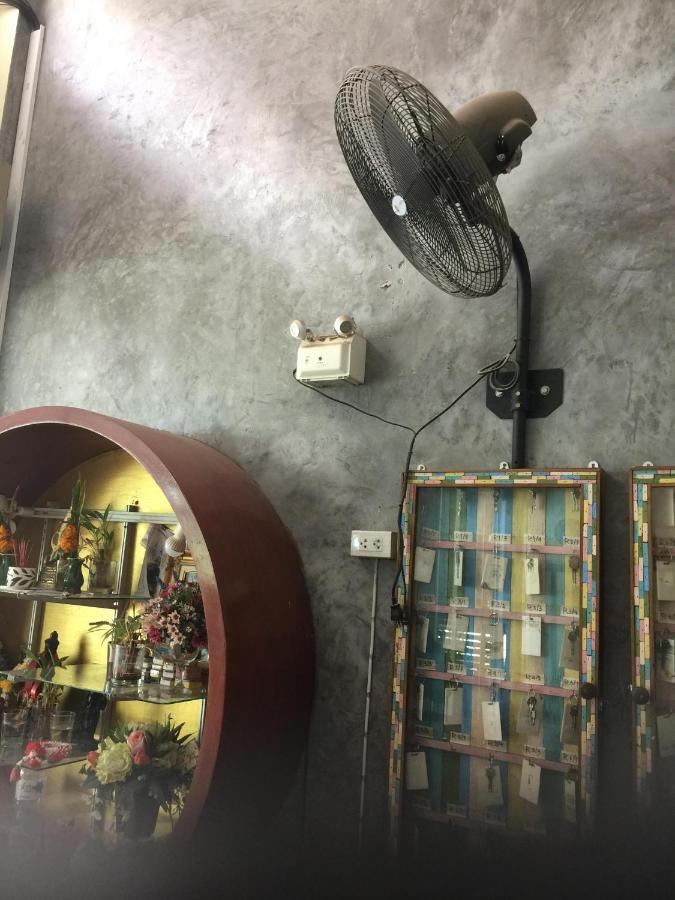 Phangan Barsay Hostel تونغ سالا المظهر الخارجي الصورة