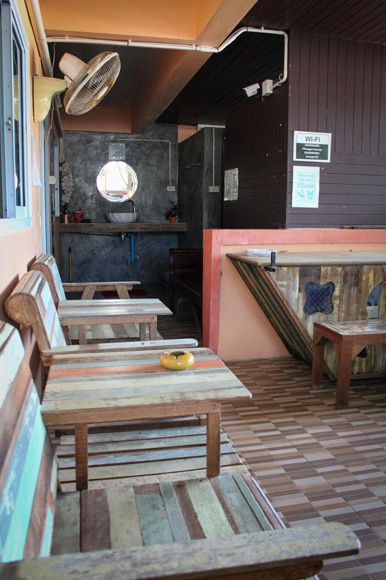 Phangan Barsay Hostel تونغ سالا المظهر الخارجي الصورة